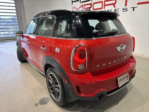 More photos of 2016 MINI Cooper S Countryman at Fishers Imports - North West, IN