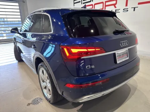 More photos of 2021 Audi Q5 45 Prestige at Fishers Imports - North West, IN