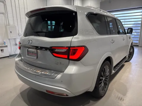 More photos of 2023 INFINITI QX80 Premium Select at Fishers Imports - North West, IN