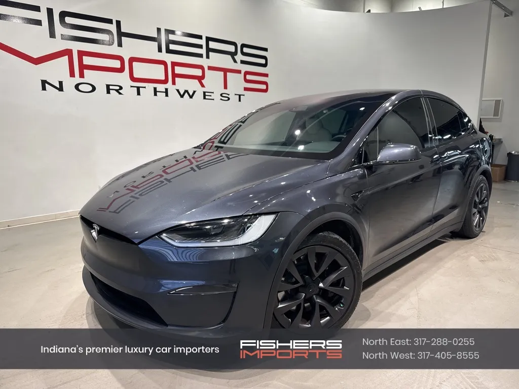 2024 Tesla Model X Long Range's photo