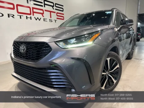Gray 2022 Toyota Highlander XSE for sale in Indianapolis, IN