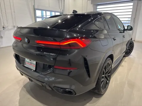 More photos of 2022 BMW X6 xDrive40i at Fishers Imports - North West, IN