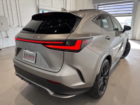 More photos of 2022 Lexus NX 350 F SPORT Handling at Fishers Imports - North West, IN