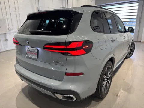 More photos of 2024 BMW X5 xDrive40i at Fishers Imports - North West, IN