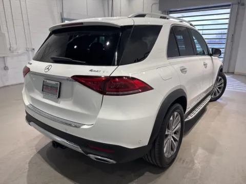 More photos of 2022 Mercedes-Benz GLE 350 at Fishers Imports - North West, IN