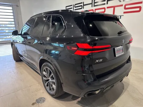 More photos of 2025 BMW X5 xDrive40i at Fishers Imports - North West, IN