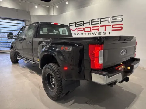 More photos of 2019 Ford F-350SD XL at Fishers Imports - North West, IN