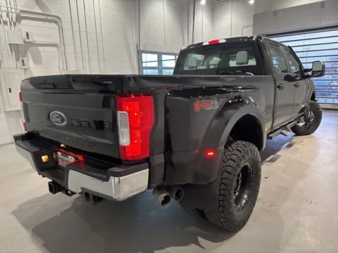 More photos of 2019 Ford F-350SD XL at Fishers Imports - North West, IN