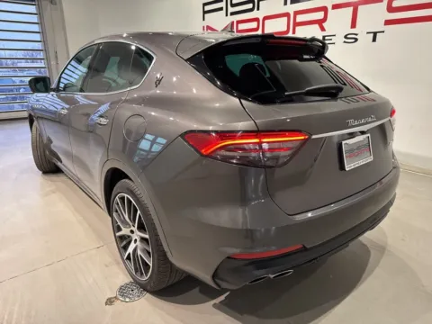 More photos of 2022 Maserati Levante Modena at Fishers Imports - North West, IN