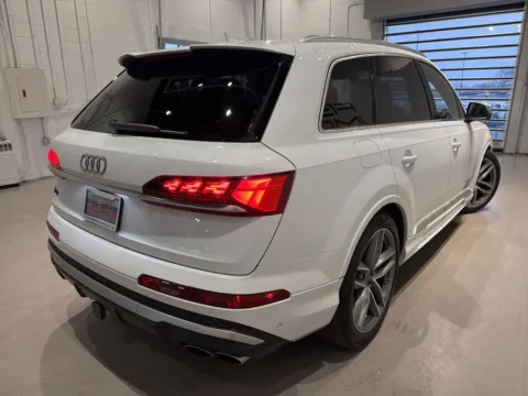 More photos of 2025 Audi SQ7 Prestige at Fishers Imports - North West, IN