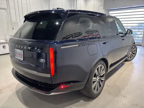 More photos of 2023 Land Rover Range Rover SE at Fishers Imports - North West, IN