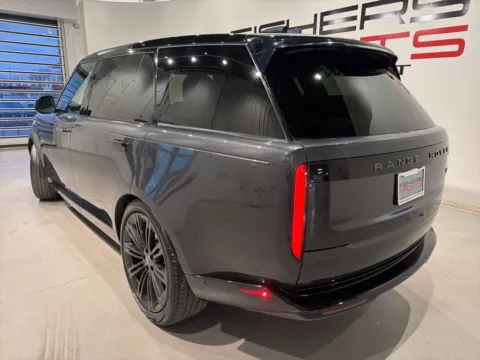 More photos of 2023 Land Rover Range Rover SE at Fishers Imports - North West, IN