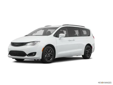 White 2020 Chrysler Pacifica Touring L Plus for sale in Indianapolis, IN