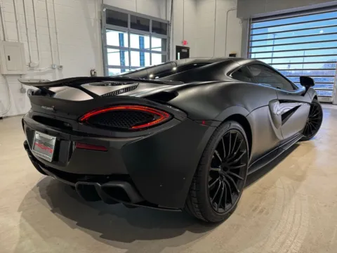 More photos of 2017 McLaren 570GT at Fishers Imports - North West, IN