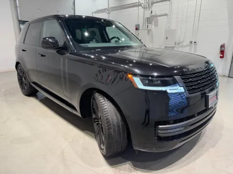 Another view of 2024 Land Rover Range Rover SE for sale in Indianapolis, IN at Fishers Imports - North West