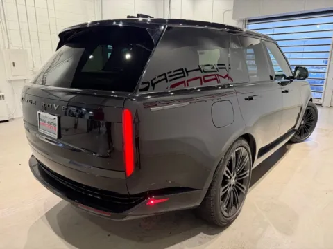 More photos of 2024 Land Rover Range Rover SE at Fishers Imports - North West, IN