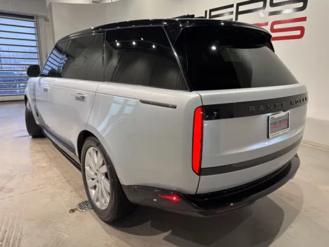 More photos of 2025 Land Rover Range Rover SE at Fishers Imports - North West, IN