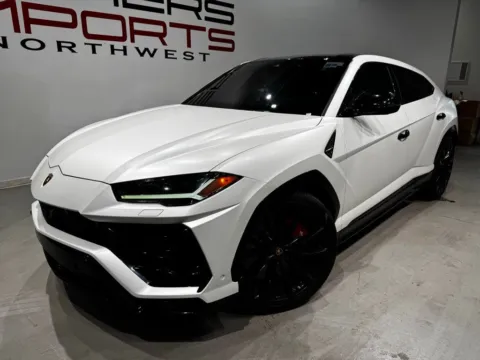 Photos of 2019 Lamborghini Urus for sale in Indianapolis, IN at Fishers Imports - North West