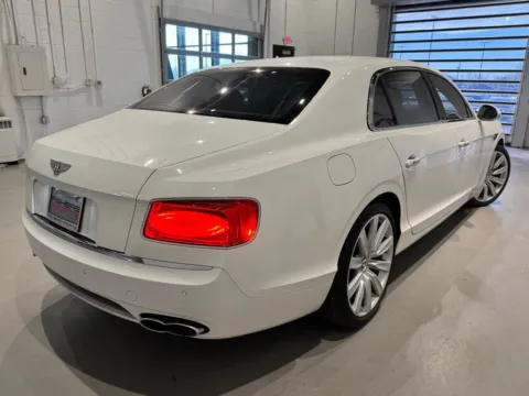 More photos of 2018 Bentley Flying Spur V8 at Fishers Imports - North West, IN