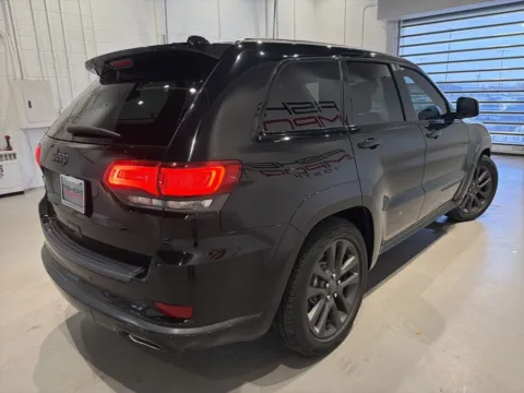 More photos of 2019 Jeep Grand Cherokee Overland at Fishers Imports - North West, IN