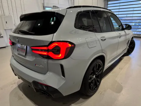 More photos of 2022 BMW X3 M40i at Fishers Imports - North West, IN