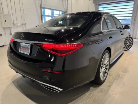 More photos of 2022 Mercedes-Benz S-Class S 500 at Fishers Imports - North West, IN