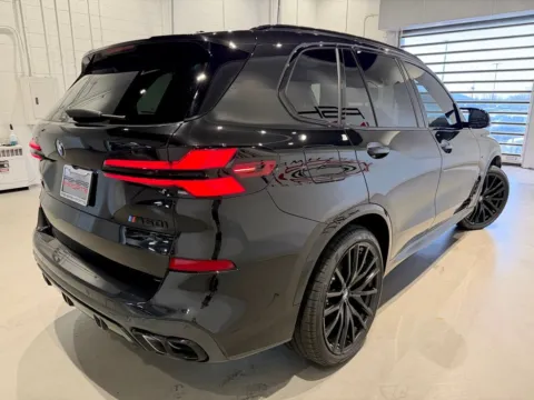 More photos of 2026 BMW X5 M60i at Fishers Imports - North West, IN