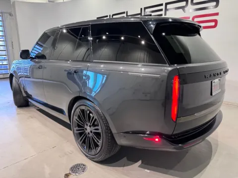More photos of 2024 Land Rover Range Rover SV at Fishers Imports - North West, IN