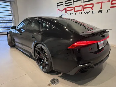 More photos of 2024 Audi RS 7 4.0T Performance at Fishers Imports - North West, IN