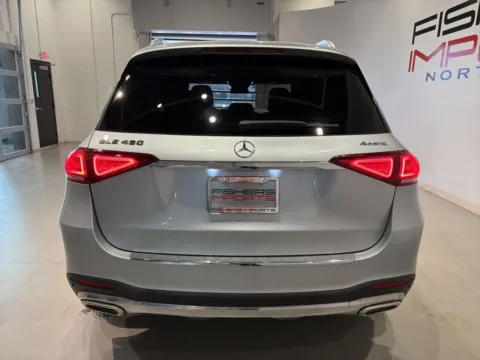 More photos of 2022 Mercedes-Benz GLE 450 at Fishers Imports - North West, IN