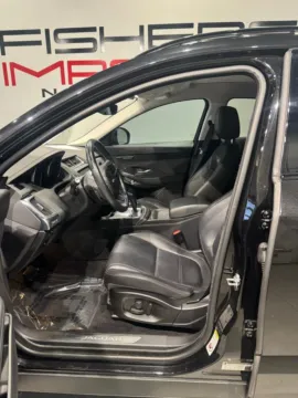 More photos of 2020 Jaguar E-PACE SE at Fishers Imports - North West, IN