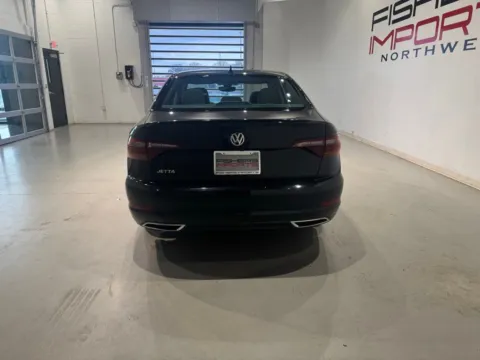 More photos of 2019 Volkswagen Jetta SEL Premium at Fishers Imports - North West, IN