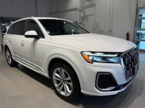 Another view of 2025 Audi Q7 55 Premium Plus for sale in Indianapolis, IN at Fishers Imports - North West