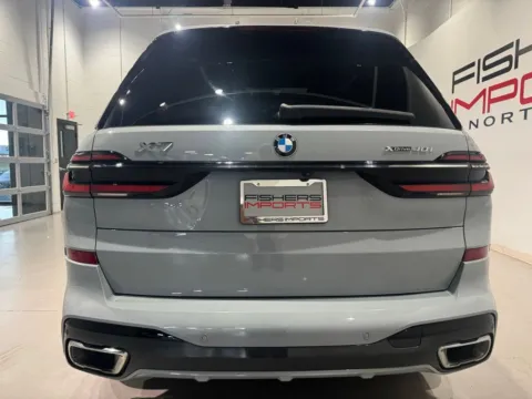 More photos of 2024 BMW X7 xDrive40i at Fishers Imports - North West, IN