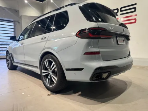 More photos of 2026 BMW X7 xDrive40i at Fishers Imports - North West, IN