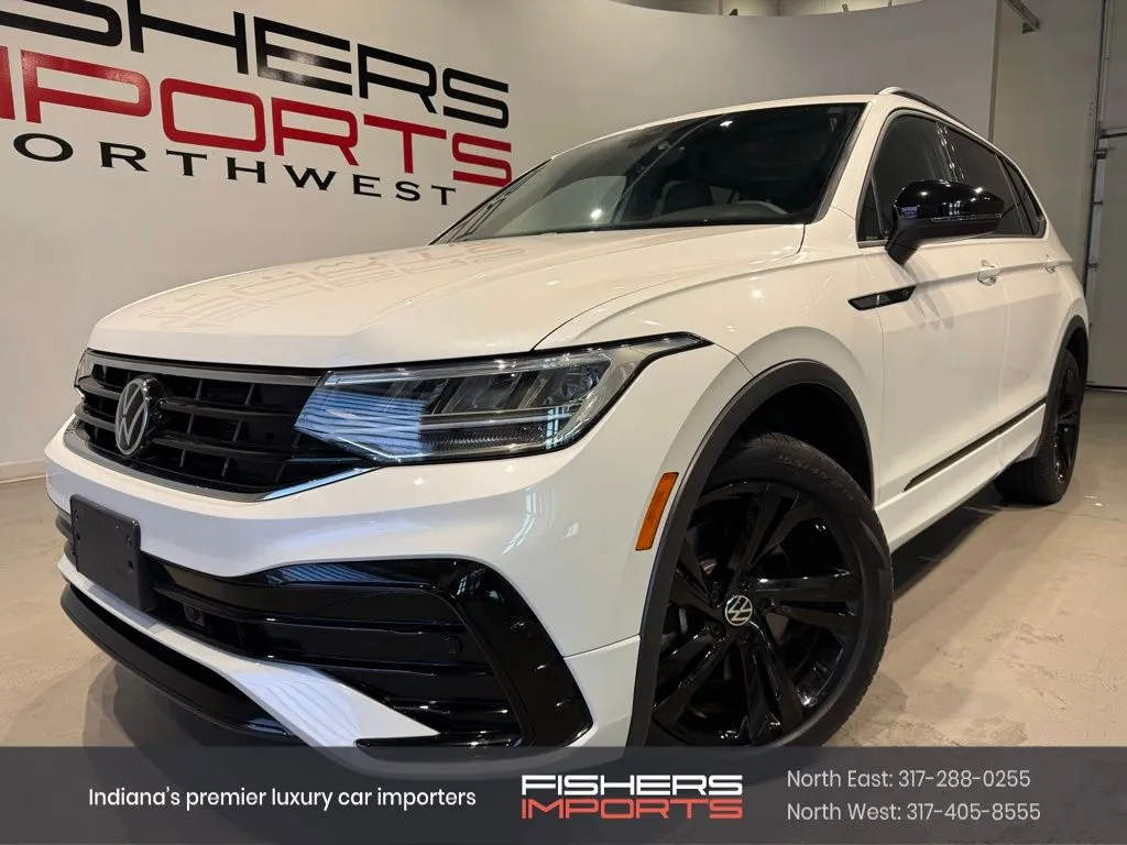 2023 Volkswagen Tiguan 2.0T SE R-Line Black 4Motion's photo