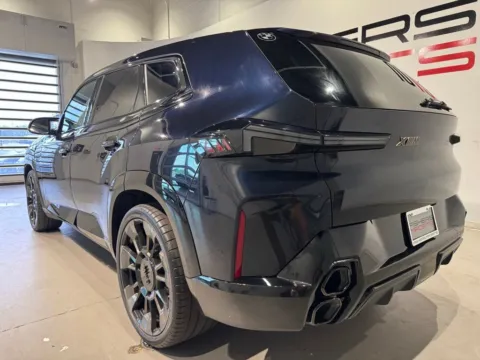 More photos of 2024 BMW XM at Fishers Imports - North West, IN