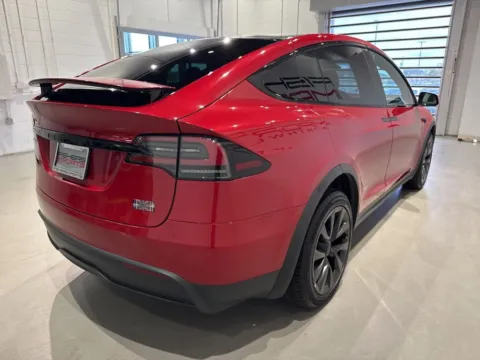 More photos of 2022 Tesla Model X Plaid at Fishers Imports - North West, IN