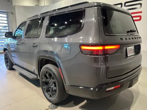 More photos of 2024 Jeep Wagoneer Series II at Fishers Imports - North West, IN