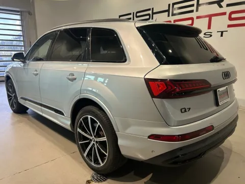 More photos of 2022 Audi Q7 55 Prestige at Fishers Imports - North West, IN