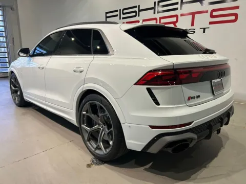 More photos of 2025 Audi RS Q8 performance 4.0T at Fishers Imports - North West, IN