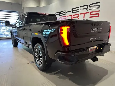 More photos of 2025 GMC Sierra 2500 HD Denali Ultimate at Fishers Imports - North West, IN