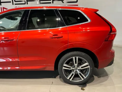 More photos of 2019 Volvo XC60 T5 Momentum at Fishers Imports - North West, IN