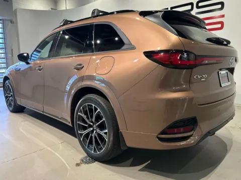 More photos of 2025 Mazda CX-70 3.3 Turbo S Premium at Fishers Imports - North West, IN