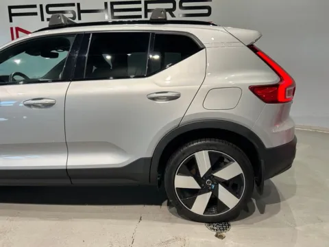 More photos of 2023 Volvo XC40 Recharge Pure Electric Ultimate at Fishers Imports - North West, IN