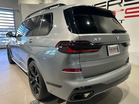 More photos of 2025 BMW X7 xDrive40i at Fishers Imports - North West, IN
