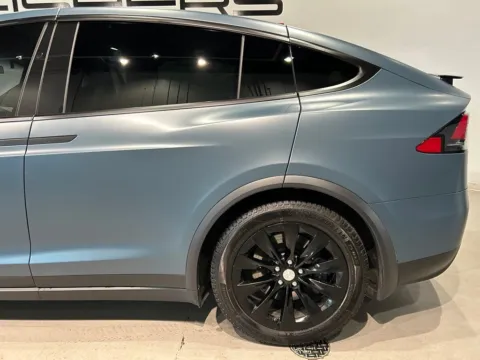 More photos of 2019 Tesla Model X Long Range at Fishers Imports - North West, IN