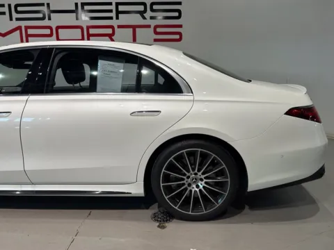 More photos of 2021 Mercedes-Benz S-Class S 580 at Fishers Imports - North West, IN