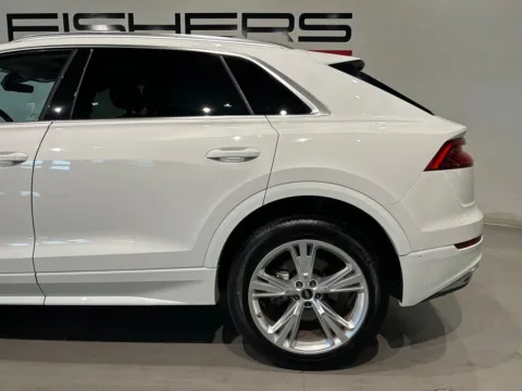 More photos of 2022 Audi Q8 55 Premium Plus at Fishers Imports - North West, IN