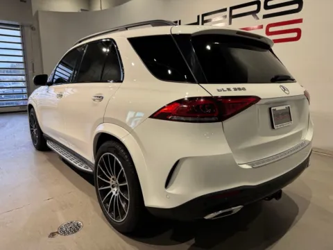 More photos of 2023 Mercedes-Benz GLE 350 at Fishers Imports - North West, IN